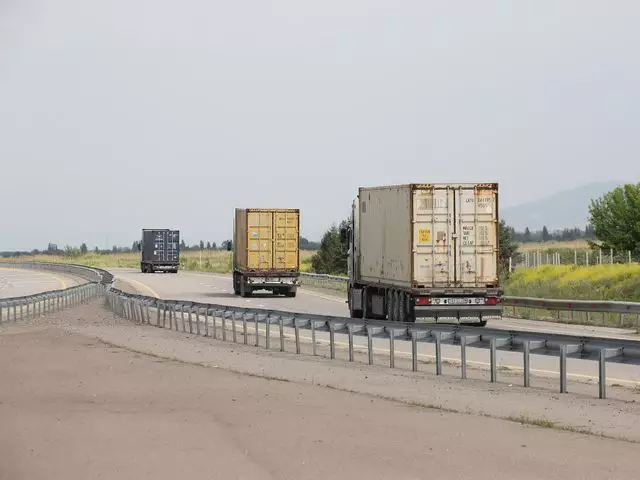 Бланки разрешений на перевозку грузов в Узбекистан будут выдавать онлайн