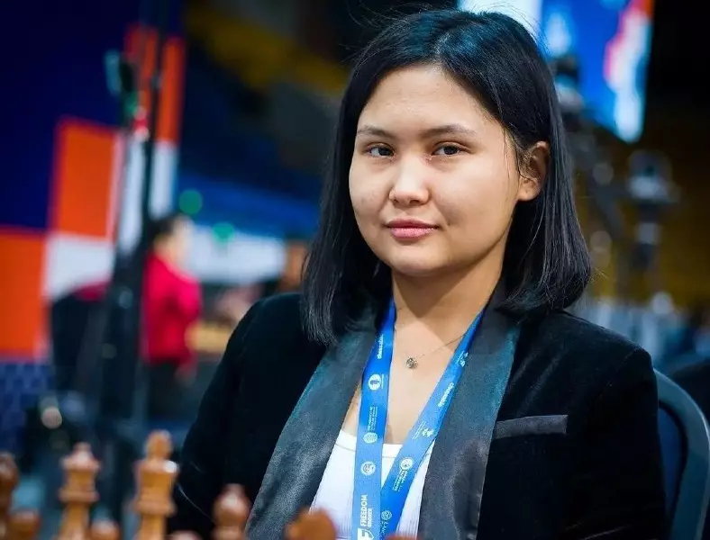 Шахматистка из Актау Бибисара Асаубаева выиграла престижный турнир Swiss Queens Wednesday