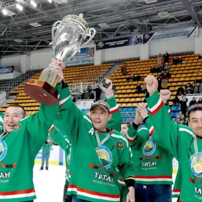 Хоккей с шайбой: полицейские ВКО взяли Кубок министра внутренних дел