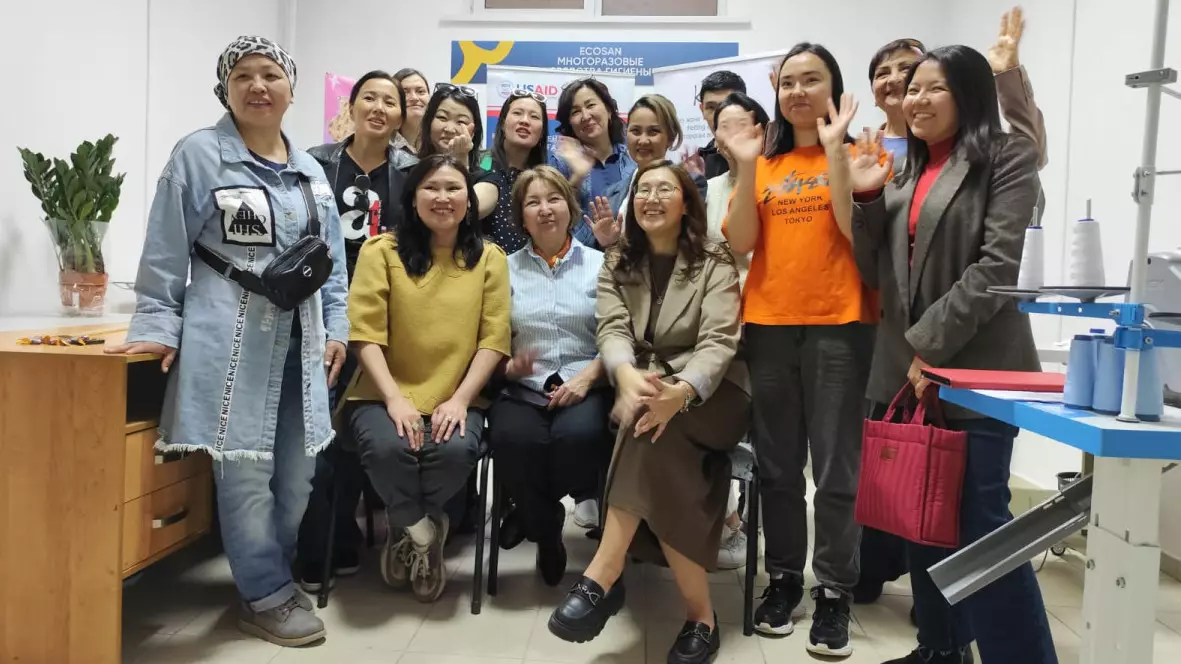 «Мы ищем сотрудников!» - необычный социальный проект в Алматы набирает популярность