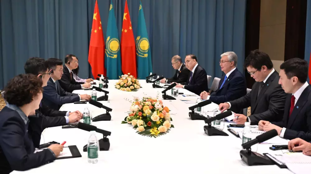 Токаев принял председателя совета директоров китайской энергетической корпорации