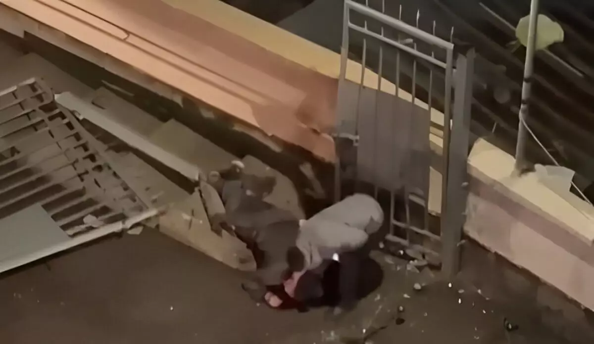 Переехал на машине и добил кулаками: зверское убийство в Алматы снято на видео