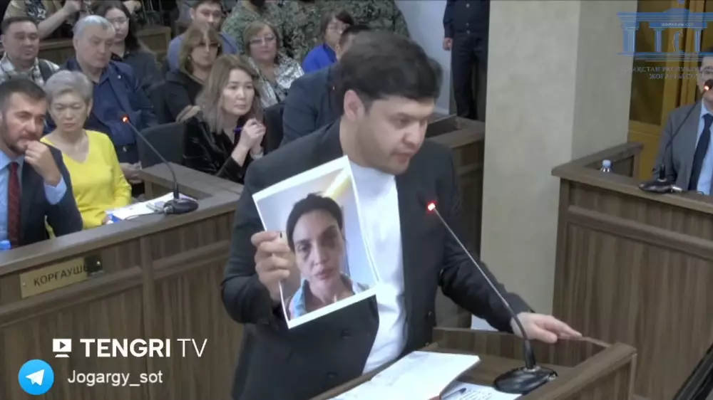 На суде над Бишимбаевым показали фотографии избитой Салтанат Нукеновой