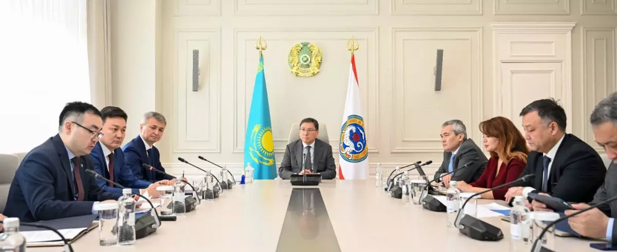 Аким Алматы провел заседание городской комиссии по вопросам противодействия коррупции