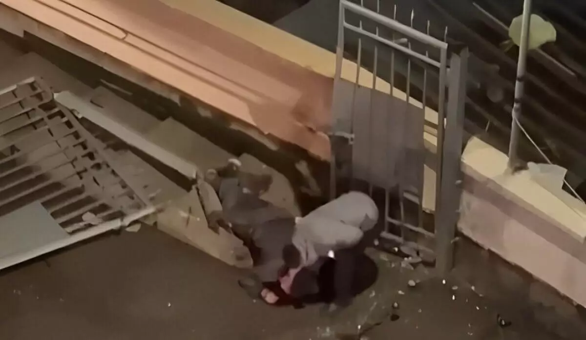Очевидцы рассказали новые подробности жестокого убийства в элитном ЖК Алматы