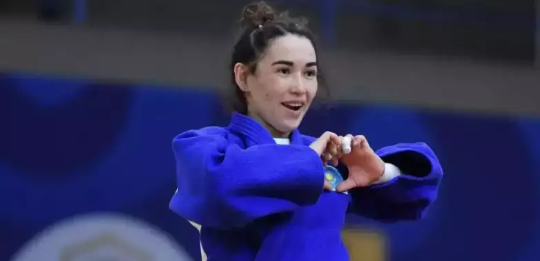 Әбиба Әбужақынова «Үлкен дулыға» турнирінің жартылай финалына шықты