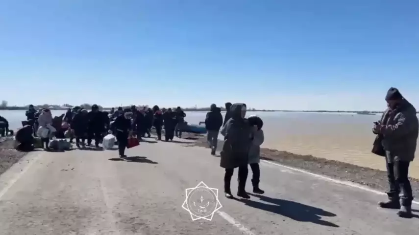 Из села Каратал в село Ойыл Актюбинской области эвакуировали 148 человек