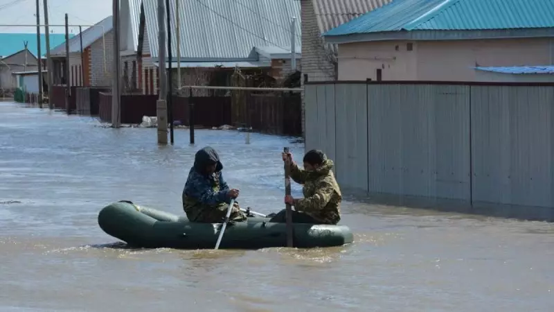 Паводки в Казахстане: сколько людей эвакуировали из зон ЧС