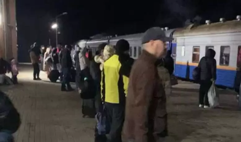 250 человек вывезли пассажирскими поездами из затопленных районов Карагандинской области