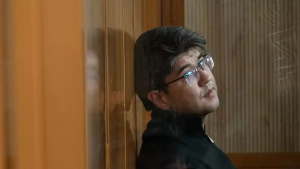 Показывал эротическое видео: Бишимбаев озвучил свою позицию по обвинению