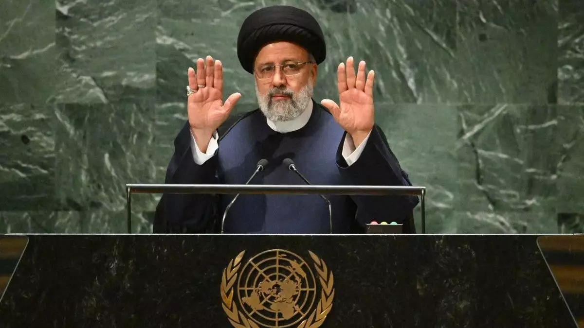 Президент Ирана пообещал отомстить Израилю за авиаудар по консульству в Сирии