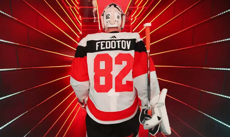 Иван Федотов стал самым высоким вратарём в истории НХЛ
