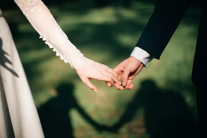 В Казахстане всё меньше женятся и чаще разводятся