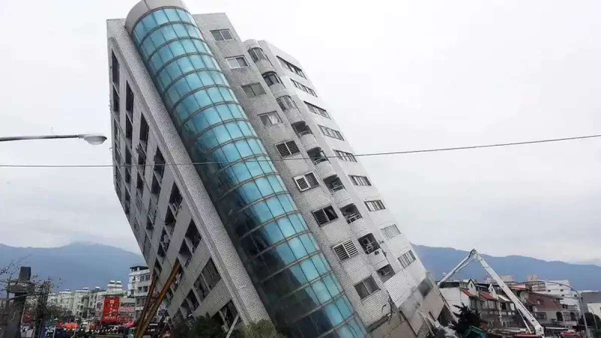 Сильнейшее за 25 лет землетрясение на Тайване: 4 человека погибли, 97 пострадали