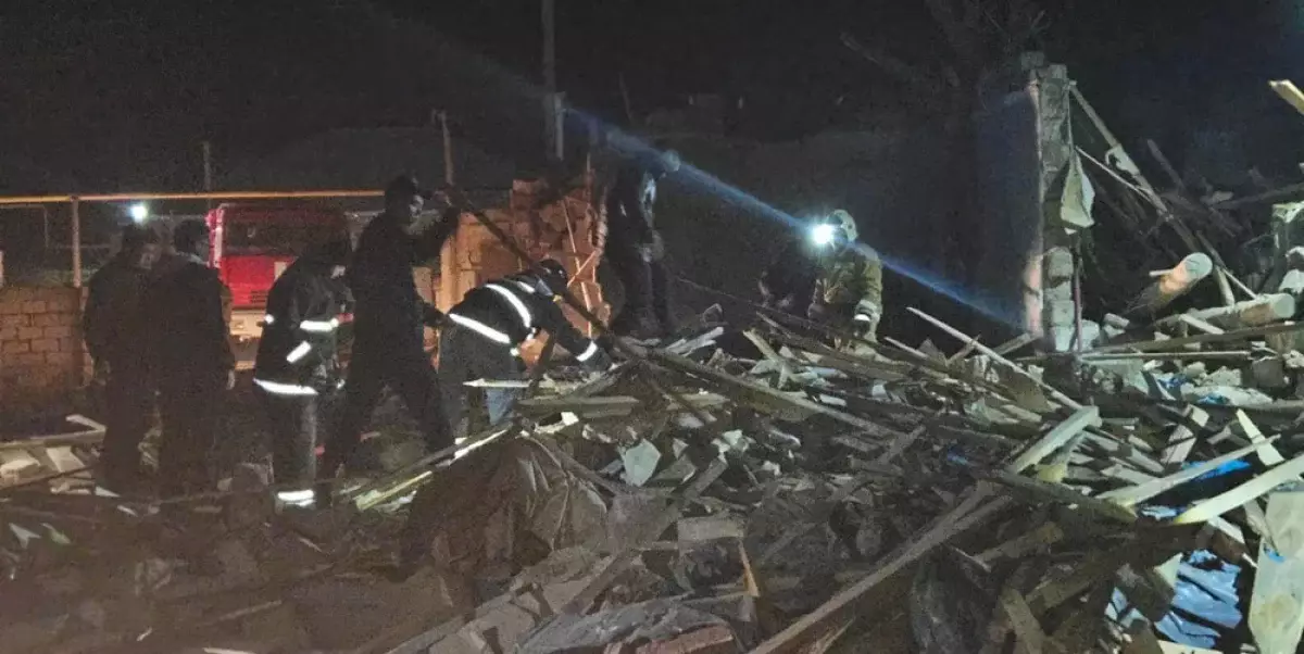 При хлопке газа взорвался дом в Мангистау, погиб человек
