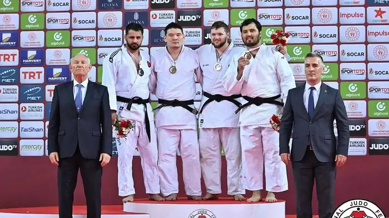 Пара дзюдоист Шукурбеков стал чемпионом Гран-при в Турции