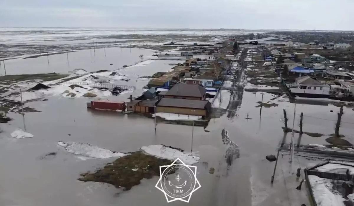 «В некоторых районах нет даже лодки»: депутаты от AMANAT – о паводке в Казахстане
