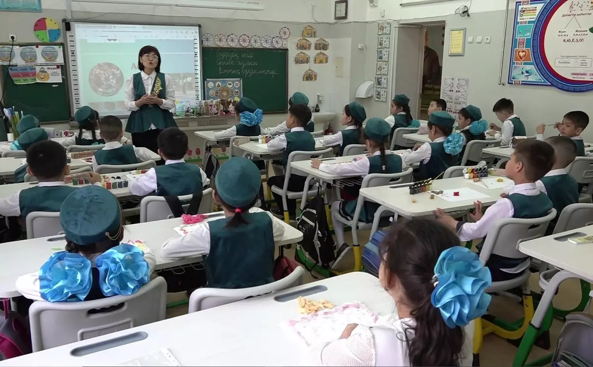 В алматинских школах внедряют японские методики обучения и воспитания