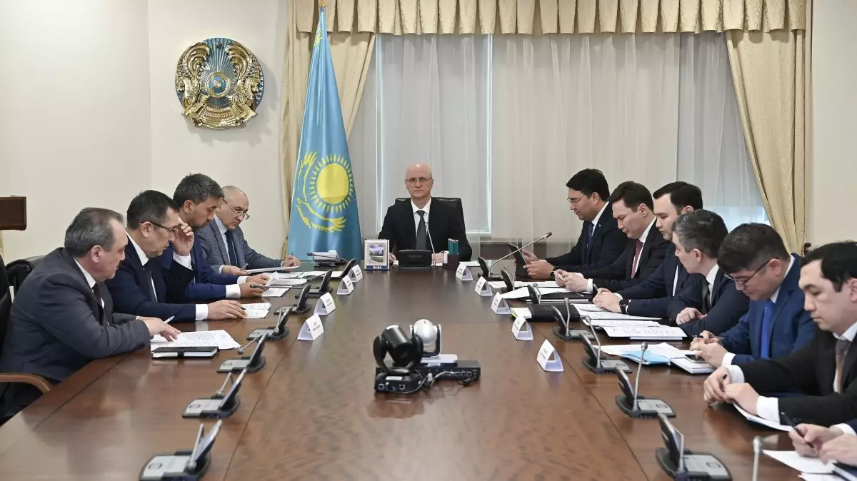 С 12 до 3 месяцв сократят время рассмотрения заявок инвесторов в Казахстане