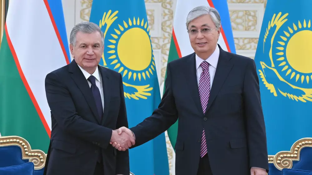 Токаев проведет неформальную встречу с Мирзиеевым в Узбекистане
