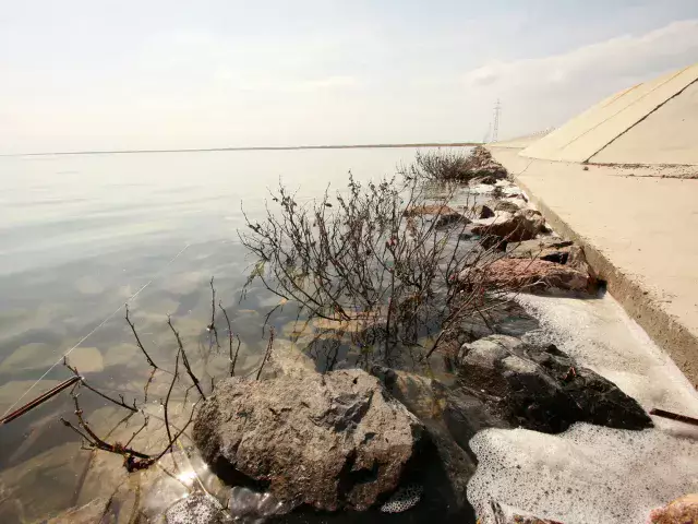 Заведено уголовное дело по факту прорыва плотины Ворошиловского водохранилища