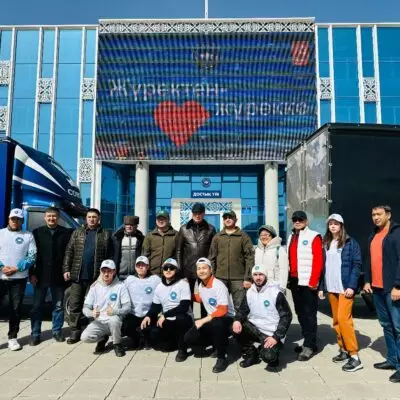 «ЖҮРЕКТЕН ЖҮРЕККЕ»: Ассамблея народа Казахстана оказывает гуманитарную помощь пострадавшим от паводков регионам