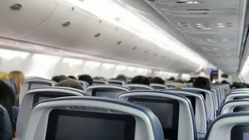 Может ли авиакомпания требовать письменное заявление родителей на перевозку детей старше 16 лет