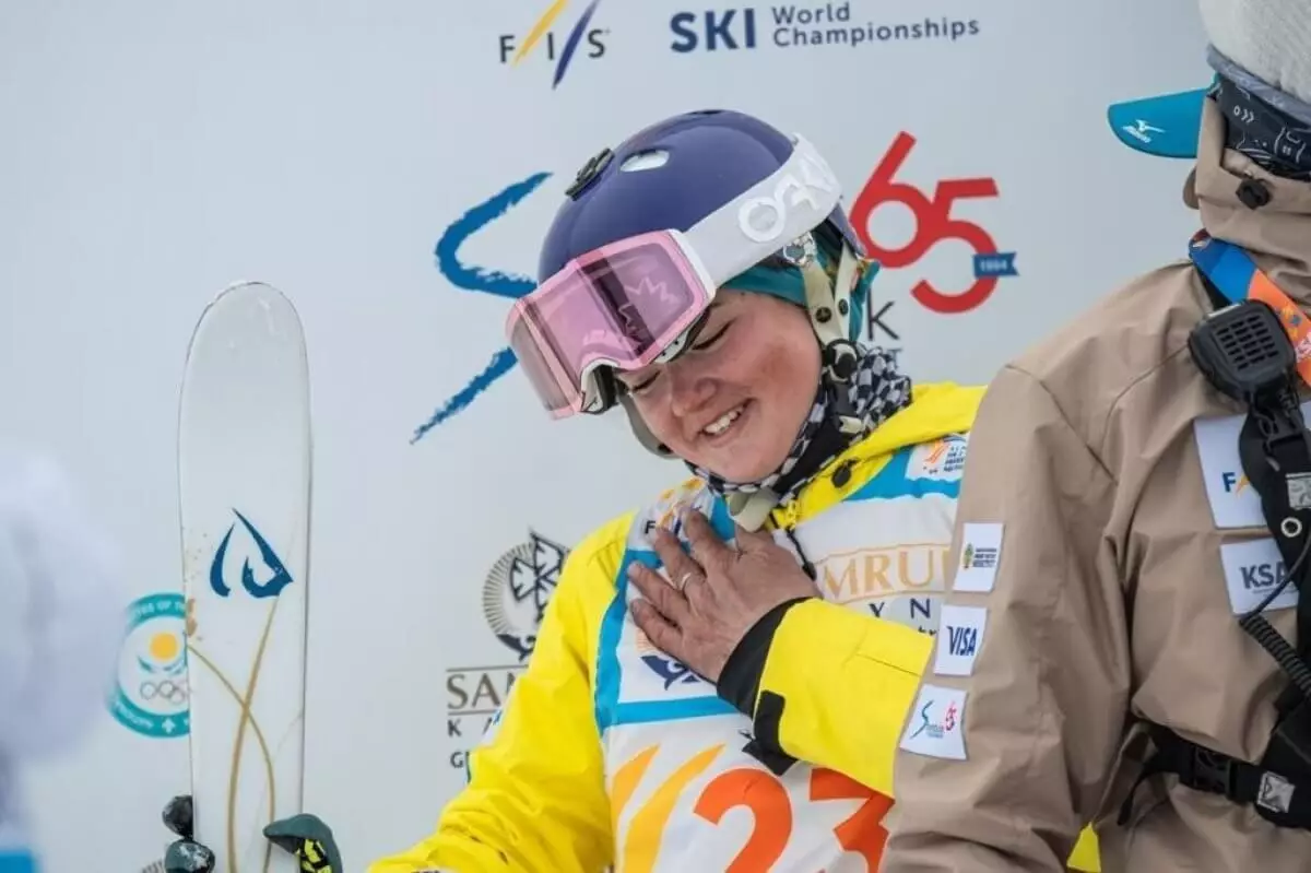 Казахстанка выиграла чемпионат мира по фристайл-могулу