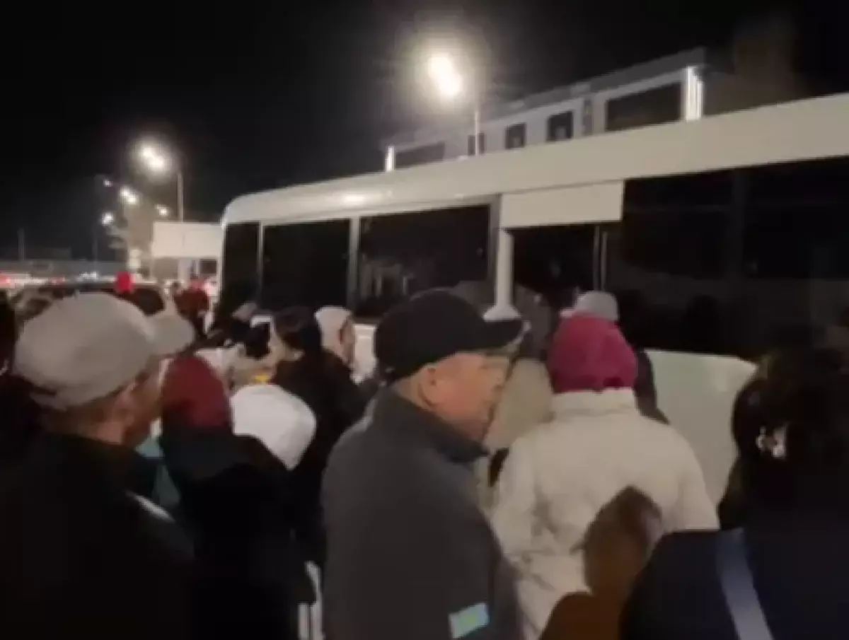 12 тыс человек эвакуировали из Кульсары в Атырауской области