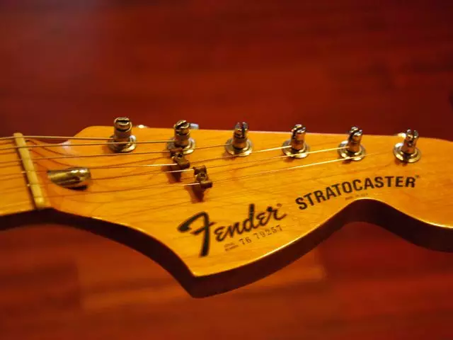 Что помогло Fender остаться одним из лучших брендов гитар