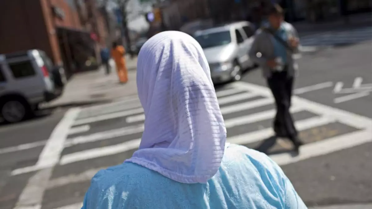 Нью-Йорк заплатит 17,5 миллионов долларов за принуждение мусульманок снять хиджабы ради фотографии