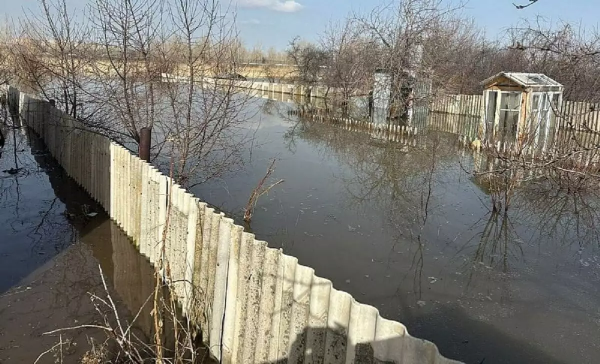 Четыре уголовных дела возбуждено в связи с паводками в трех областях Казахстана