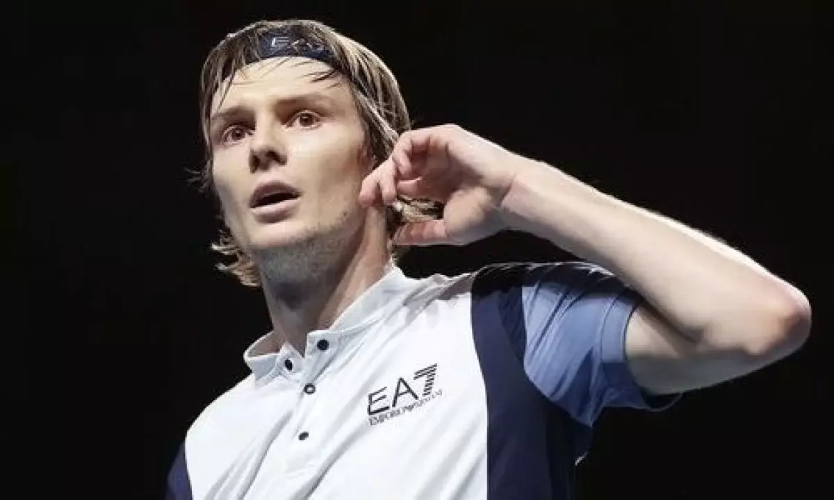 Американский теннисист решил закосплеить казахстанского спортсмена