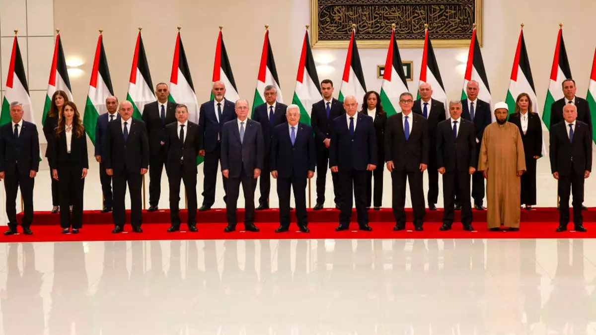 Экстремисты растут в новом правительстве Палестинской автономии, поскольку Байден угрожает Израилю из-за войны в Газе
