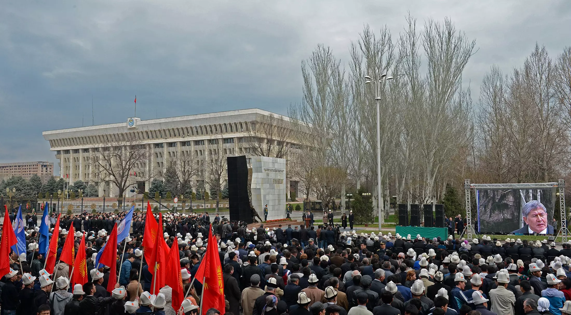 Президент Кыргызстана Садыр Жапаров выступил с обращением по поводу годовщины «Дынной революции»