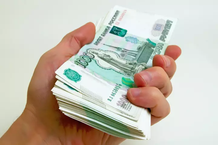 Казахстанские банки замедлили обработку денежных переводов из России