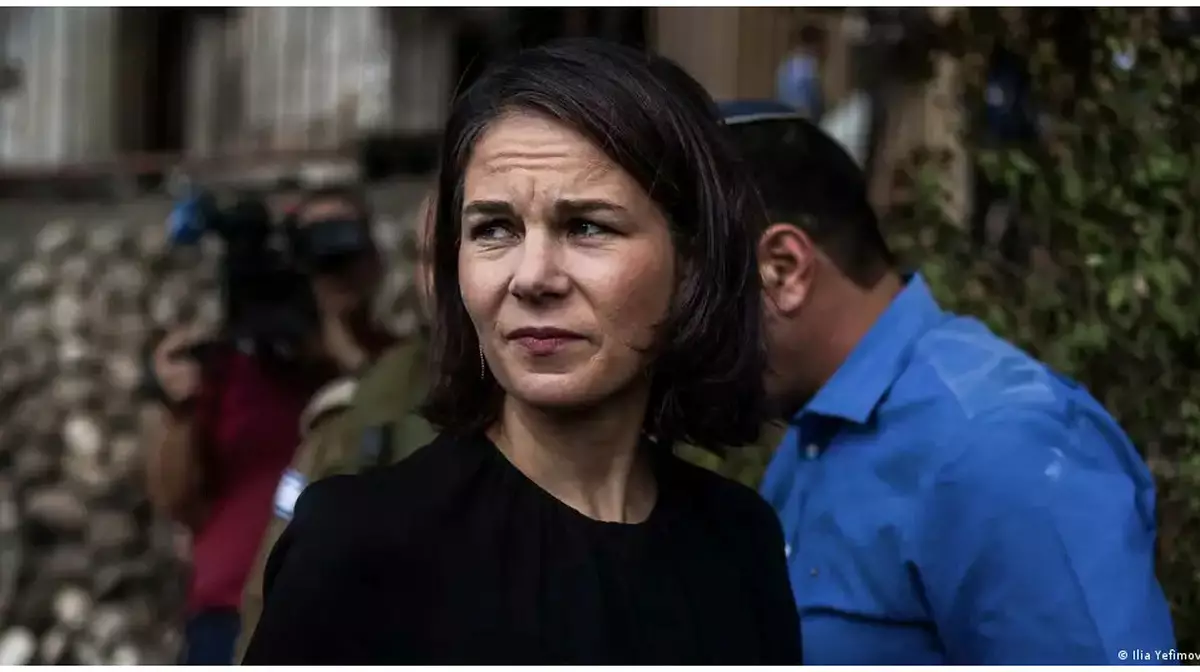 Анналена Бербок Хамасты қаруын тастауға шақырады
