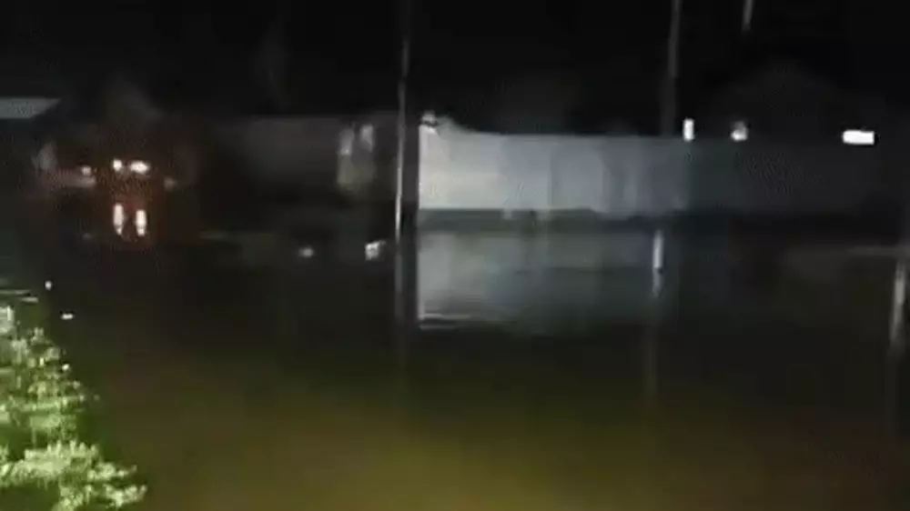Село затопило в Алматинской области: в сети появилось видео