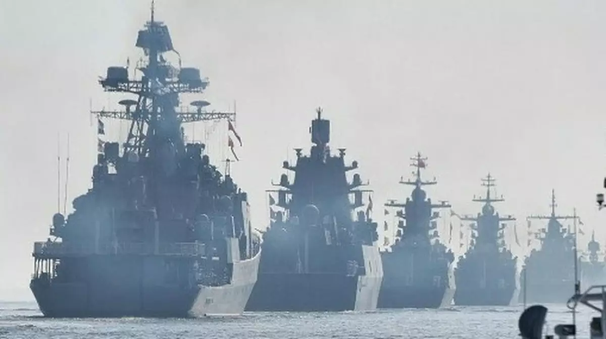 Украинская разведка заявила о сожжении российского военного корабля на Балтике