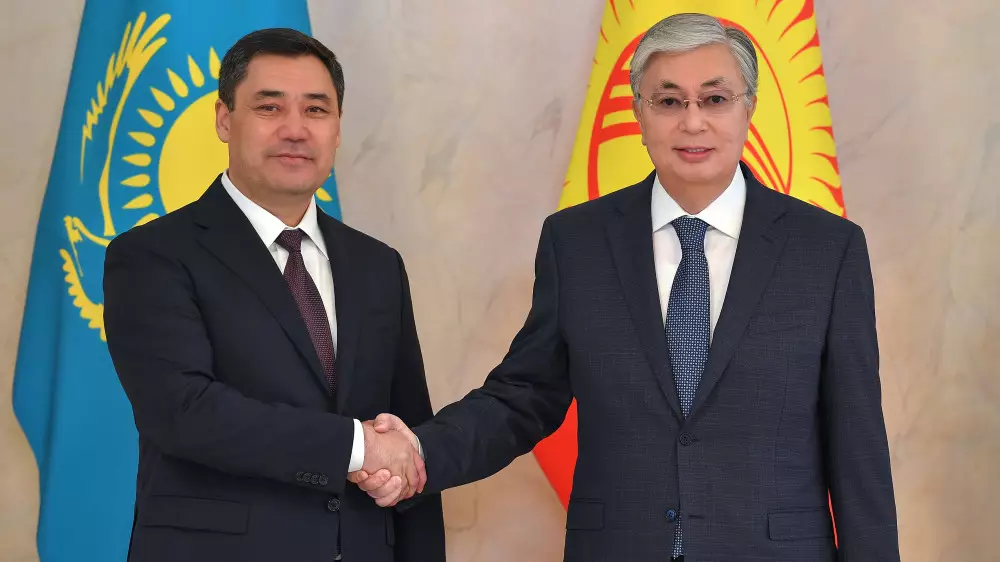 Президент Кыргызстана прилетит в Казахстан
