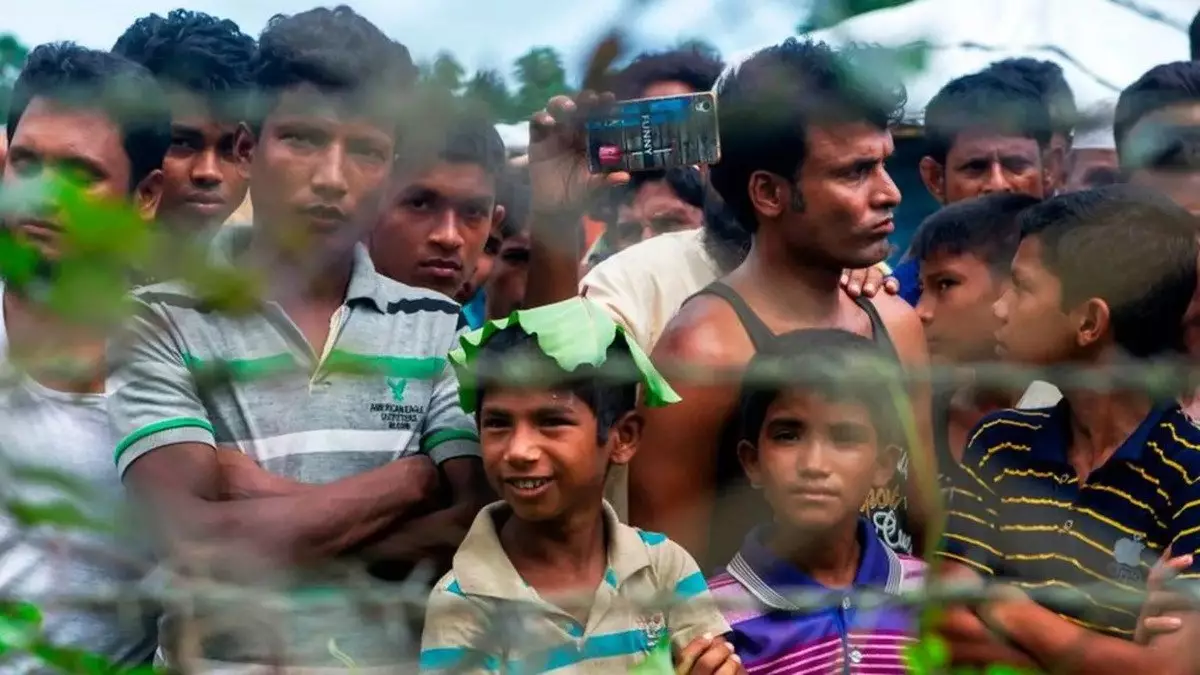 «Ужасная ирония судьбы»: мусульман-рохинджа призывают в армию Мьянмы