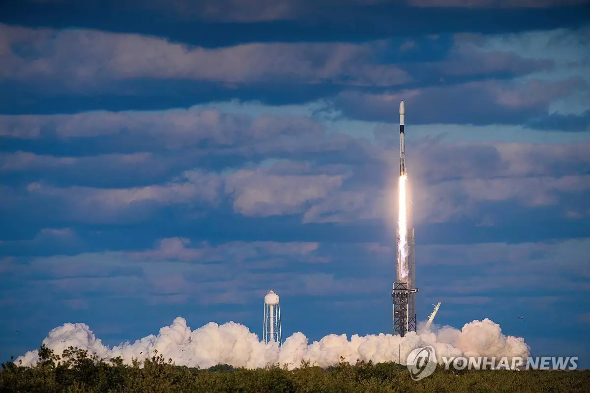 Оңтүстік Корея КХДР-ды бақылау үшін екінші тыңшы спутникті ұшырды