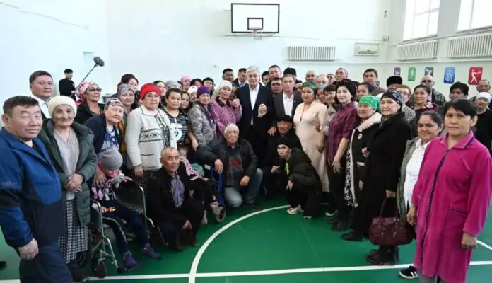 Президент поблагодарил казахстанцев за помощь при паводках
