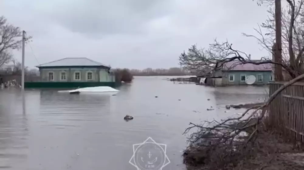Не хотят уезжать: принудительно эвакуируют жителей пригорода Петропавловска