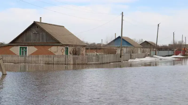 Пострадавшим от наводнения казахстанцам не будут начислять штрафы и пени за просрочку кредитов