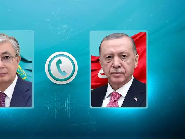 Президент провел телефонный разговор с Реджепом Эрдоганом 