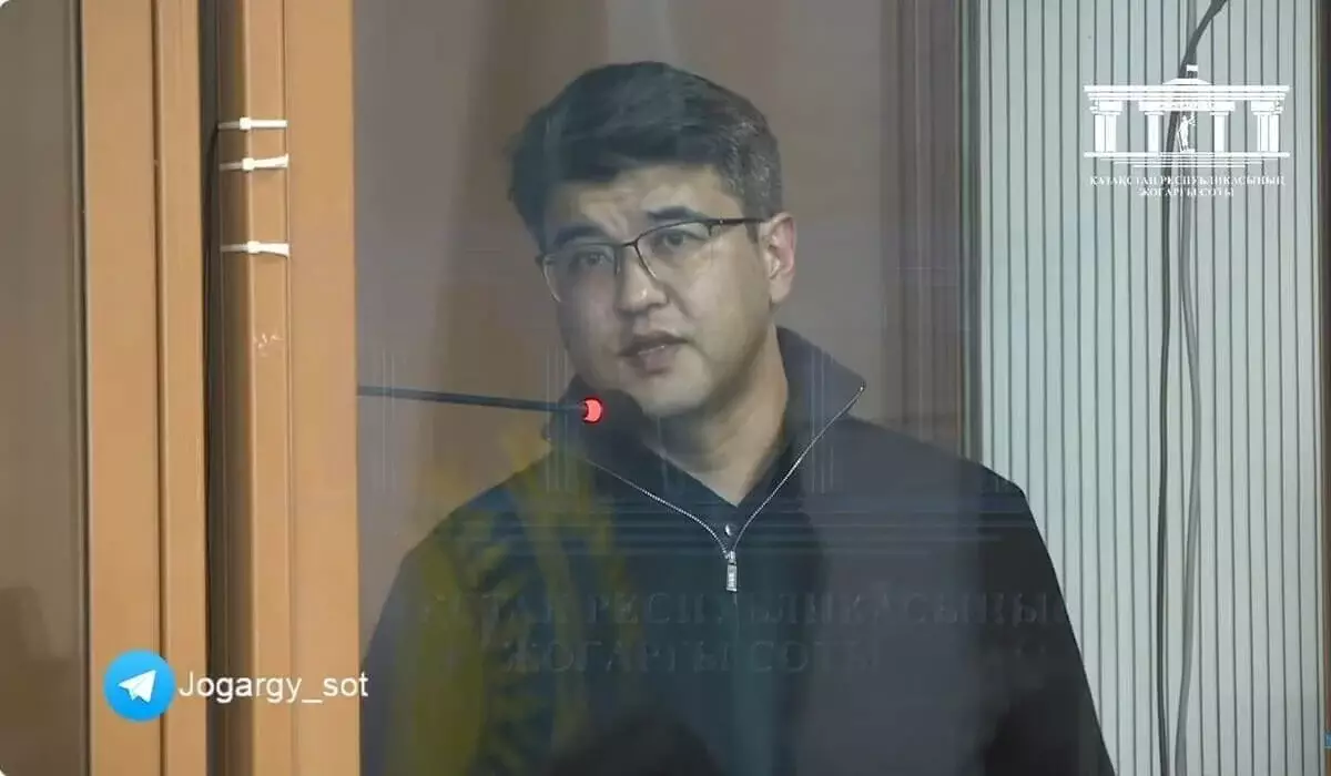 Бишимбаев перешел на крик на замечание адвоката об очернении Нукеновой