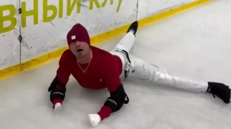 Роман Костомаров показал, как справляется с падениями на льду