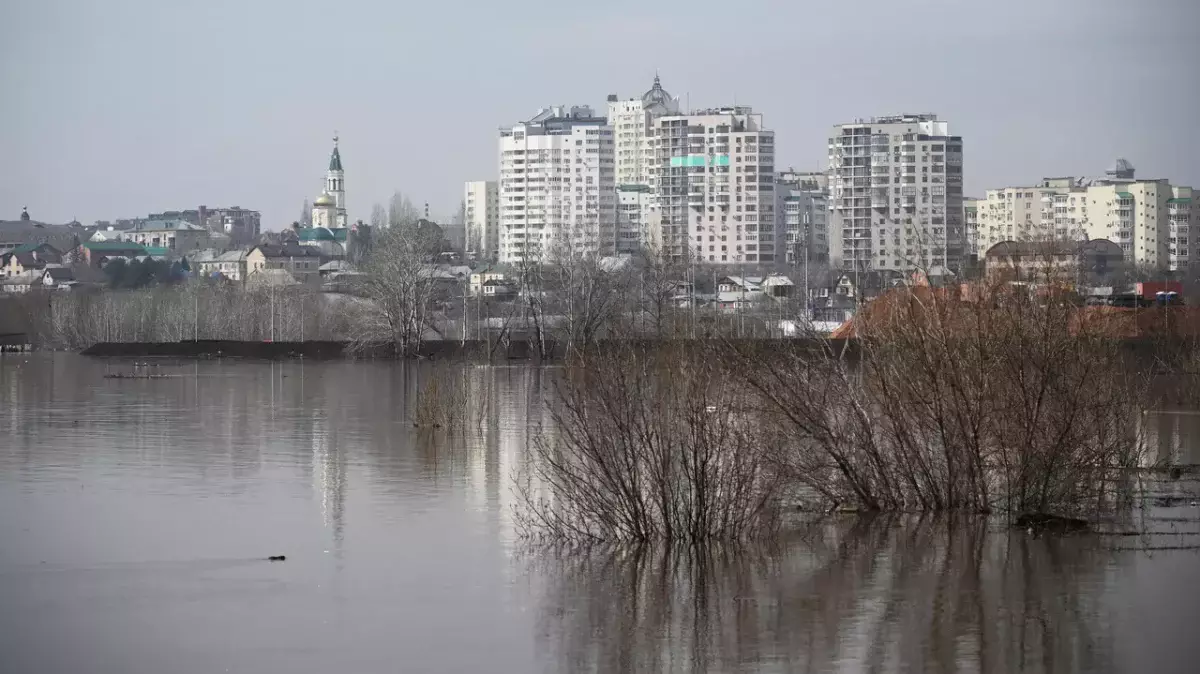 Ресейдің Орынбор қаласында 8 мыңға жуық адам эвакуацияланды