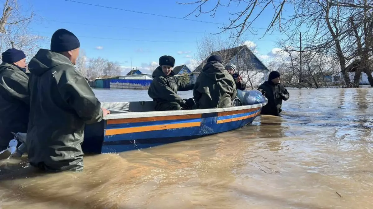 Более 99 тысяч человек эвакуировали в Казахстане с начала паводков